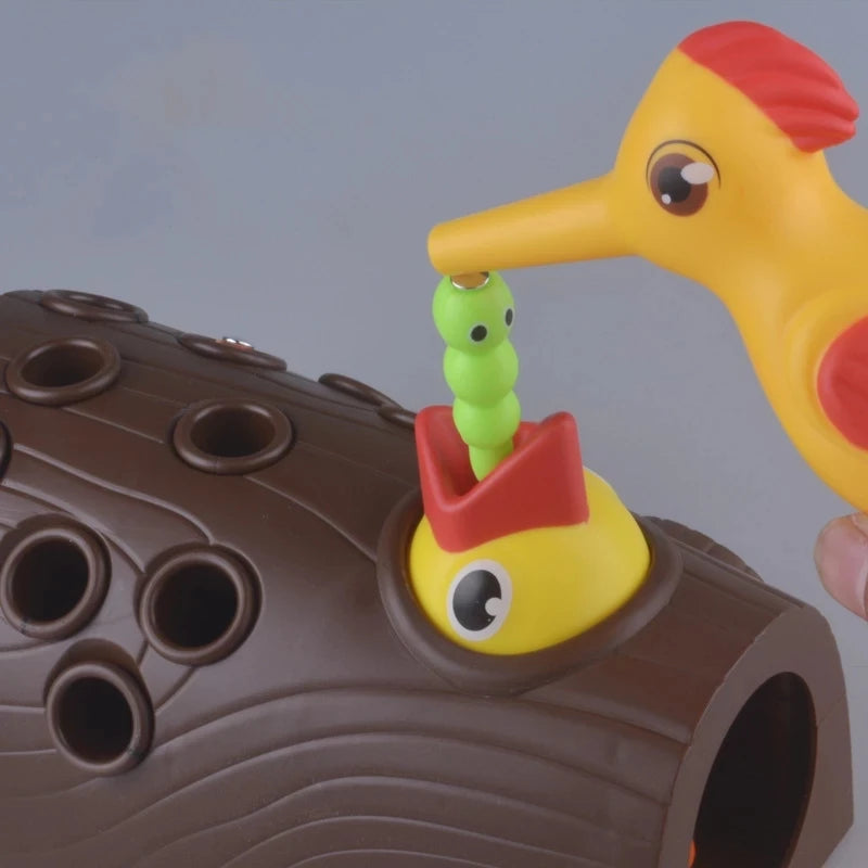 Magneettinen Woodpecker Game™ - Harjoittaa hienomotorisia taitoja - Magneettinen lautapeli
