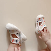 Thumbnail for Puddle Play Pals™ - Helppoa ulkoilua - Vauvojen sandaalit